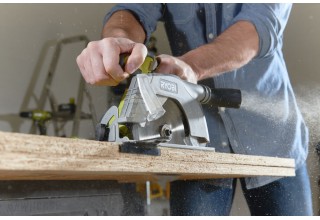 Пила циркулярная RYOBI R18CS-0 (без батареи) система ONE +