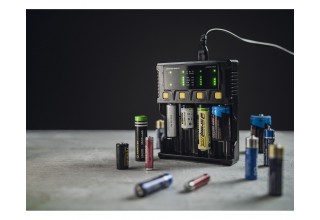 Зарядное устройство Armytek Uni C4 Plug Type C