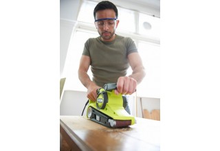 Ленточная шлифмашина RYOBI EBS800V