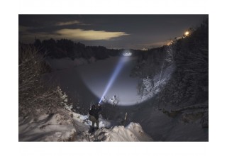 Фонарь Armytek Barracuda Pro Max Magnet USB Белый