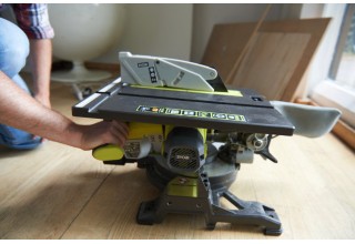 Пила торцовочная комбинированная (распиловочный станок) RYOBI RTMS1800-G