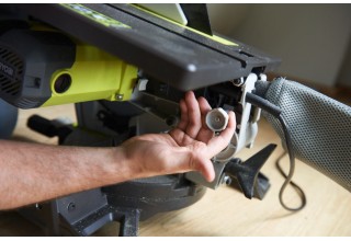 Пила торцовочная комбинированная (распиловочный станок) RYOBI RTMS1800-G