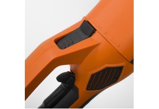 Углошлифмашина DAEWOO DAG 2600-230