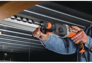 Перфоратор AEG KH 28 Super XE трехрежимный SDS +