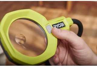 Фонарь с увеличительной линзой RYOBI RML18-0 (без батареи) система ONE +