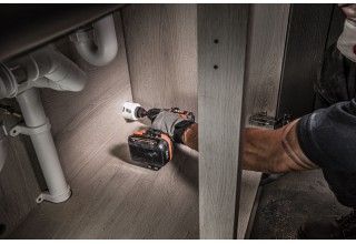 Дрель-шуруповерт аккумуляторная AEG BS18SBL-202C
