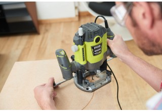 Фрезер RYOBI RRT1600-K