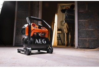 Компрессор безмасляный коаксиальный аккумуляторный AEG BK18-38BL-0 (без батареи)