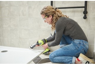 Пистолет для герметика RYOBI RCG18-0 (без батареи) система ONE +
