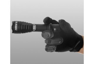 Фонарь Armytek Predator XP-L HI Теплый