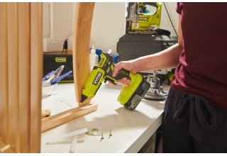 Термоклеевой пистолет RYOBI RGL18-0 система ONE +