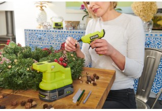 Термоклеевой пистолет RYOBI RGLM18-0 (без батареи) система ONE +