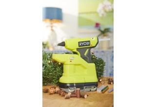 Термоклеевой пистолет RYOBI RGLM18-0 (без батареи) система ONE +