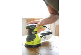 Эксцентриковая шлифмашина RYOBI ROS300A