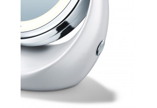 Косметическое зеркало Beurer BS 49